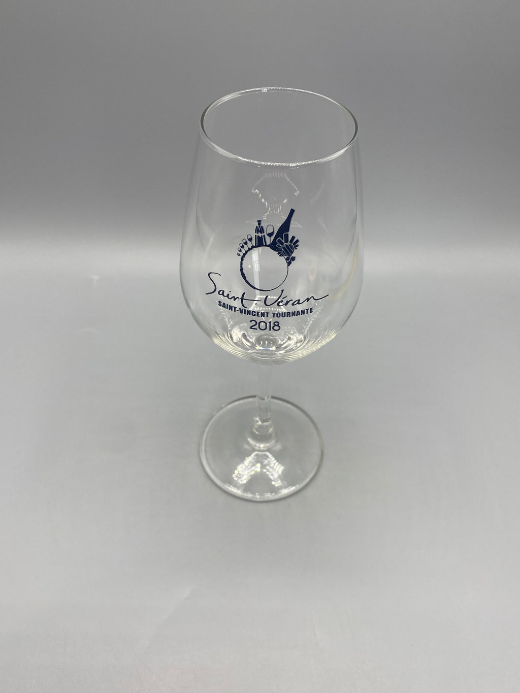 Verre Saint-Vincent Tournante 2018 – vue trois quarts, panse et tige