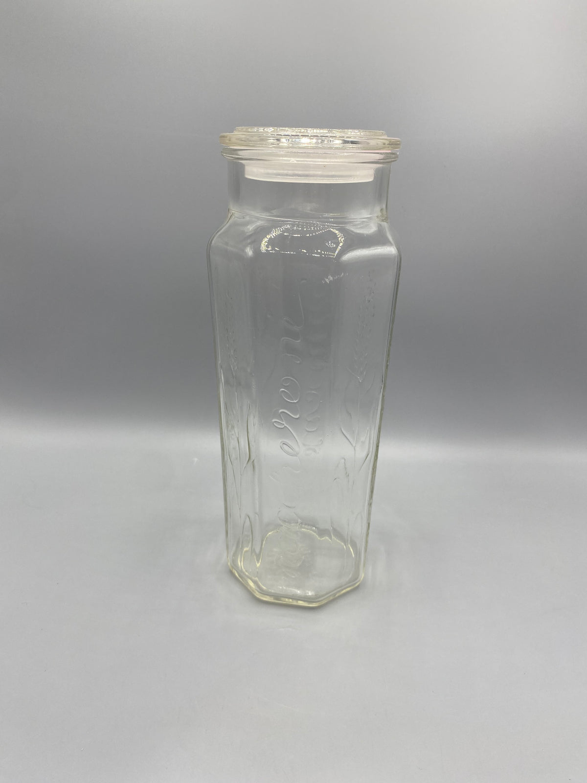Pot à pâtes verre moulé Made in France – vue de dessus, couvercle décor fruits