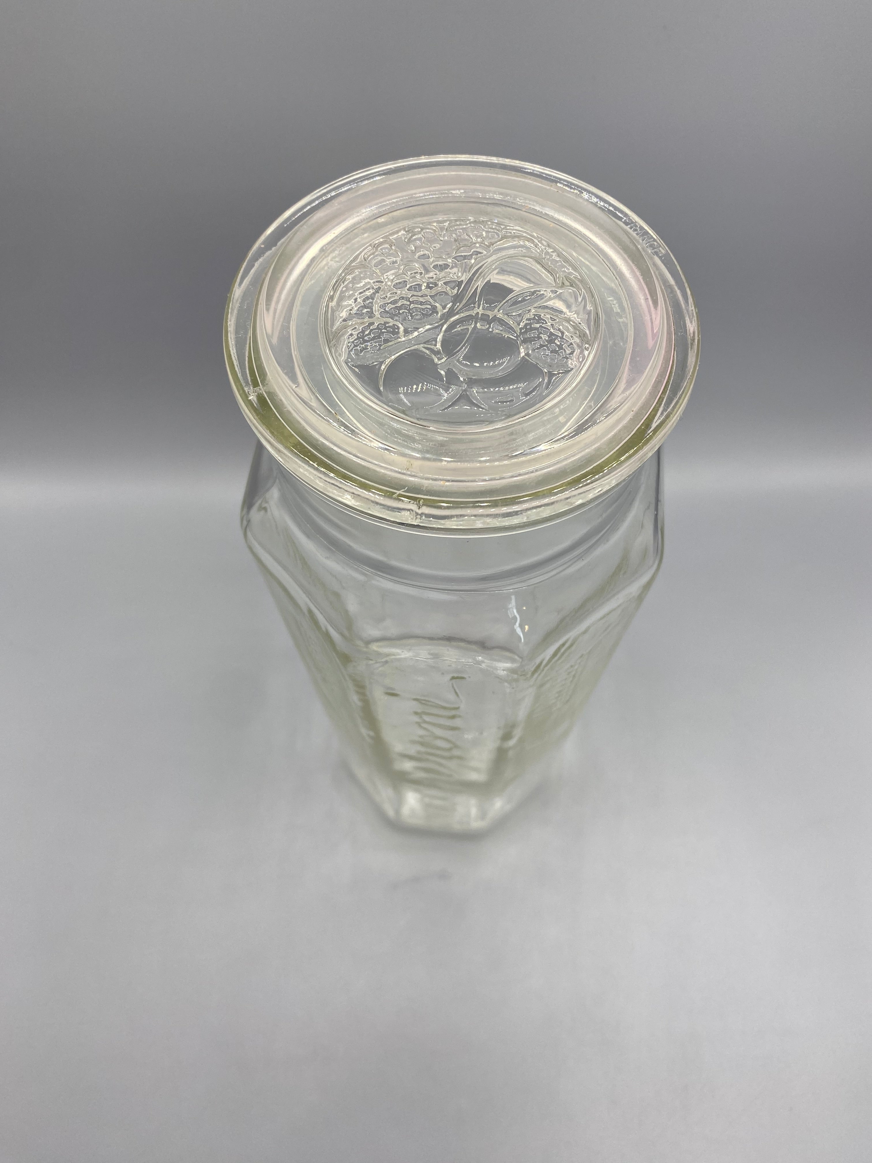 Pot à pâtes verre moulé – vue latérale, décor épis de blé