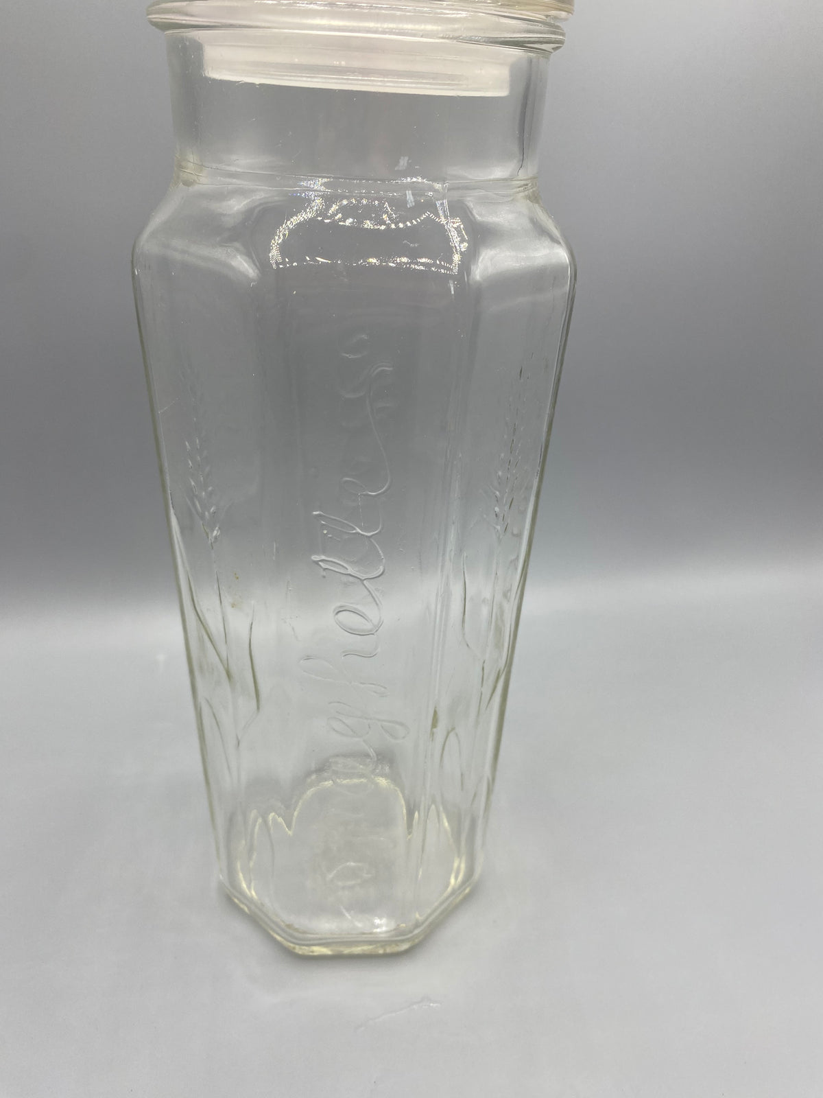 Pot à pâtes verre moulé – fond, décor moulé et mention Made in France