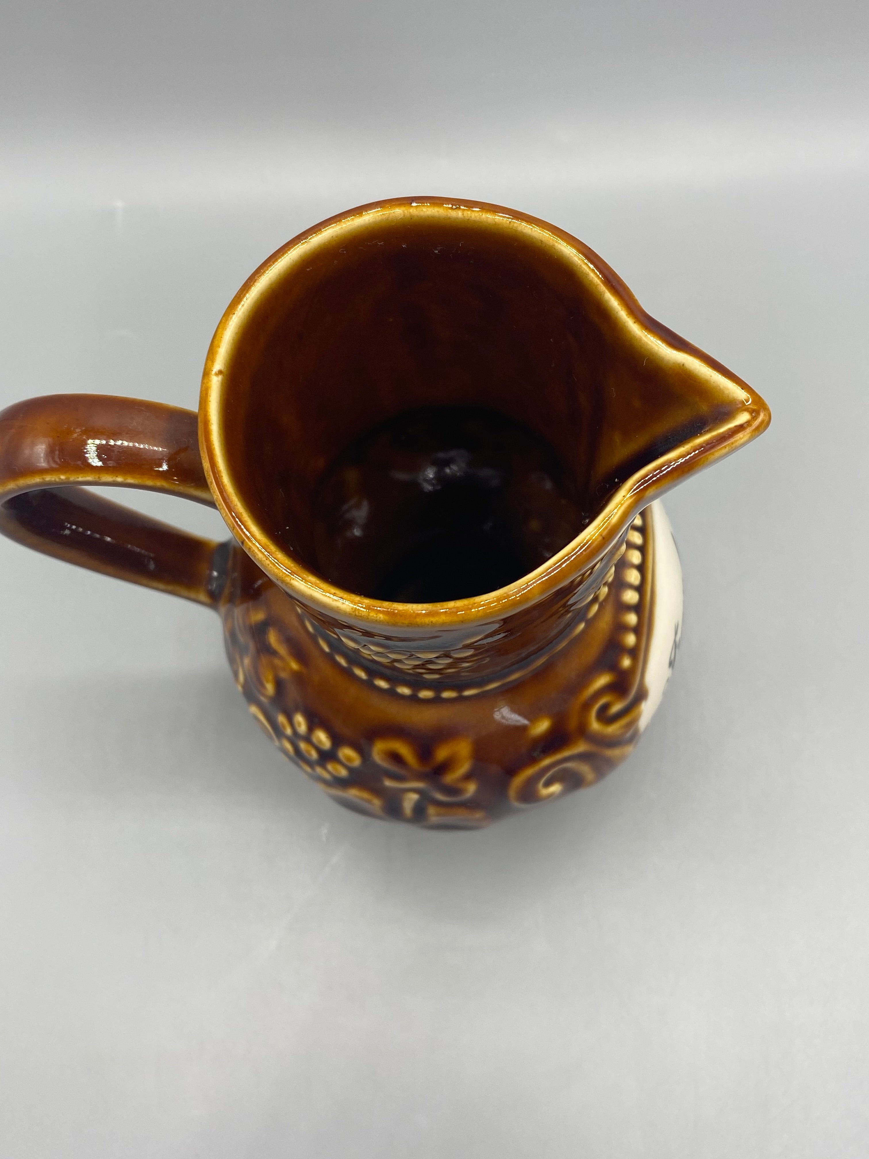 Pichet Framboise du Velay – hauteur mesurée environ 17 cm
