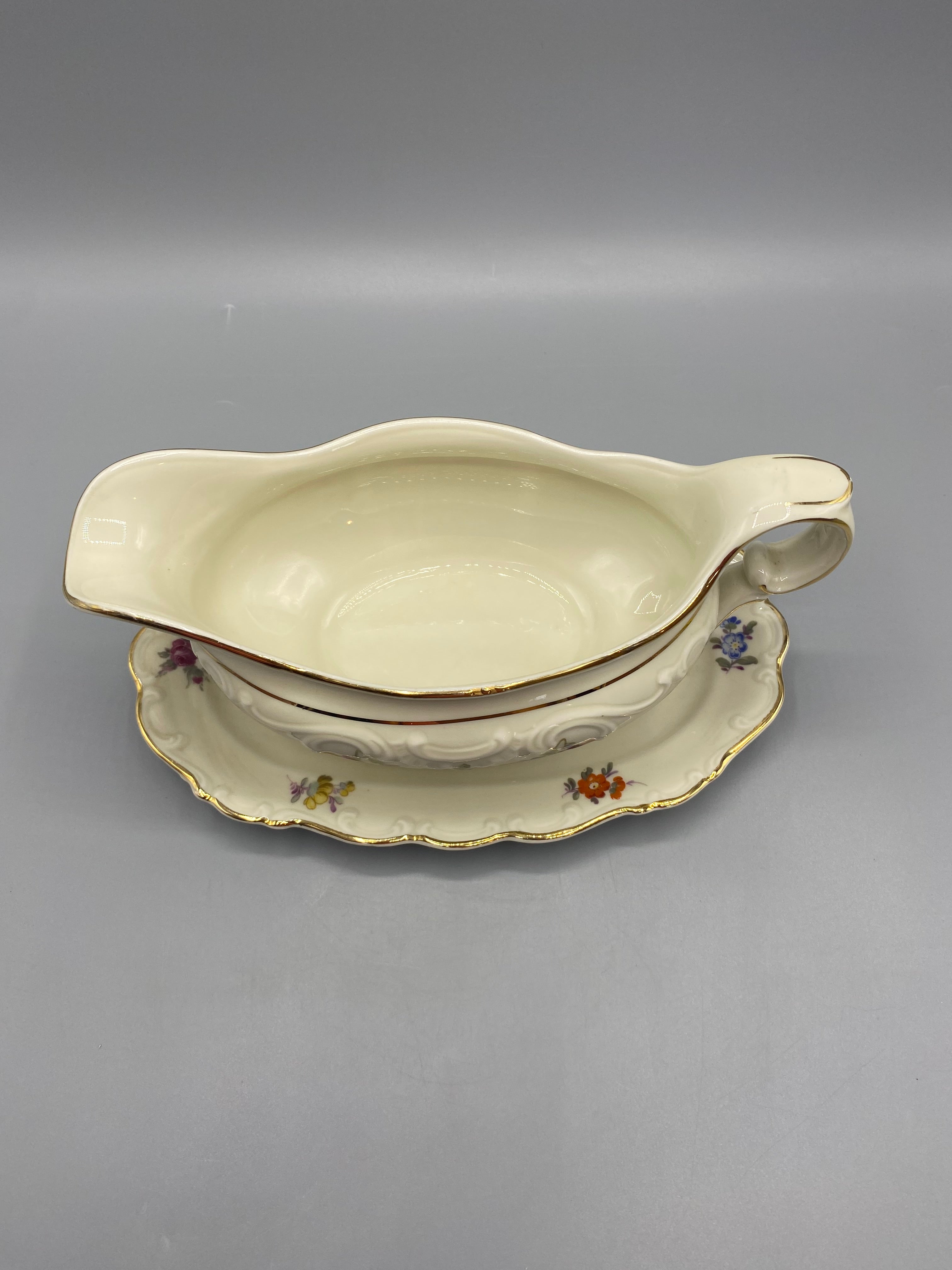 Saucière Schumann Arzberg – longueur totale mesurée environ 22 cm