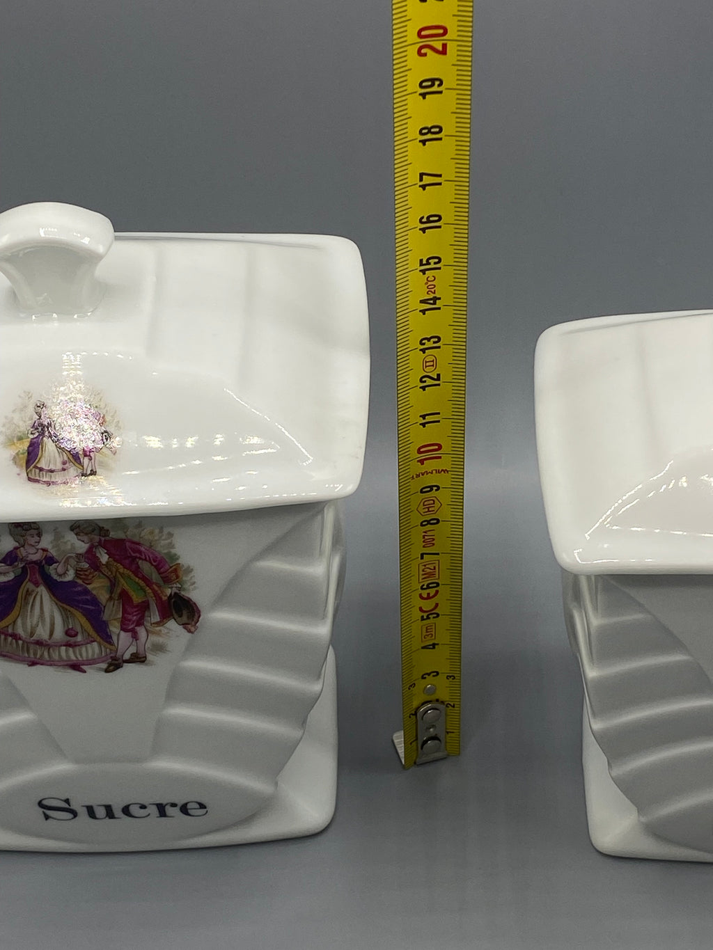 Pot Sucre FD Chauvigny – décor galant polychrome