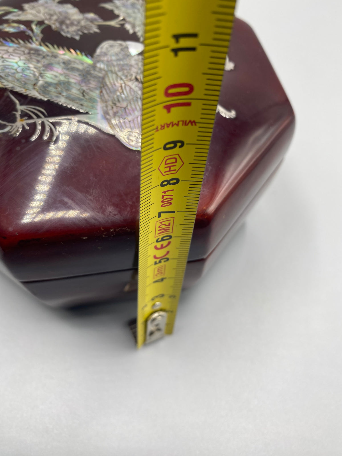 Boîte laque nacre coréenne – mesure de la hauteur, environ 6 cm