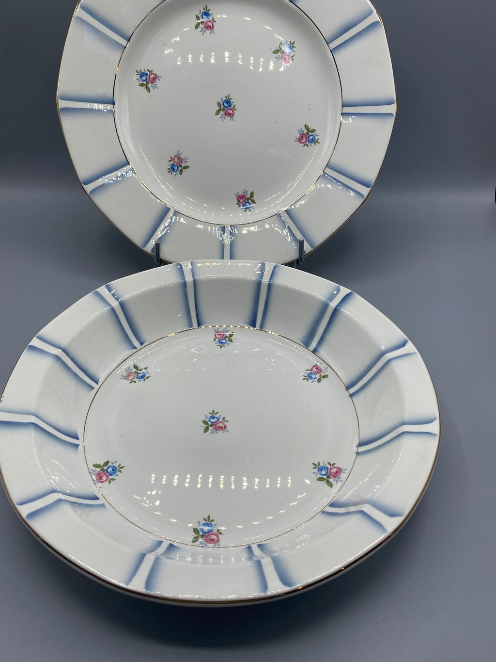 Mesure du diamètre des plats Digoin Sarreguemines, environ 27 cm