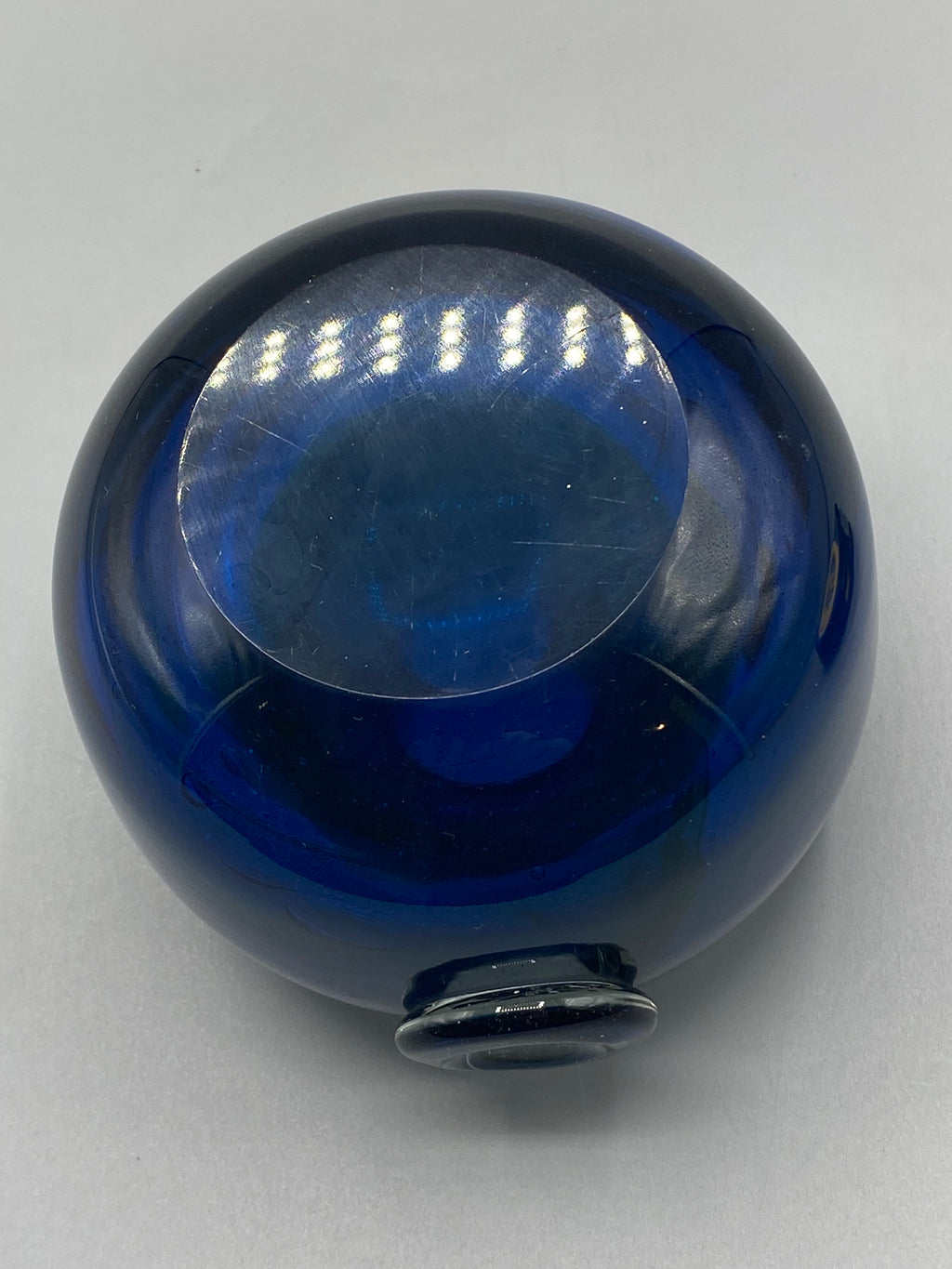 Base polie du soliflore boule Mdina Glass des années 1970