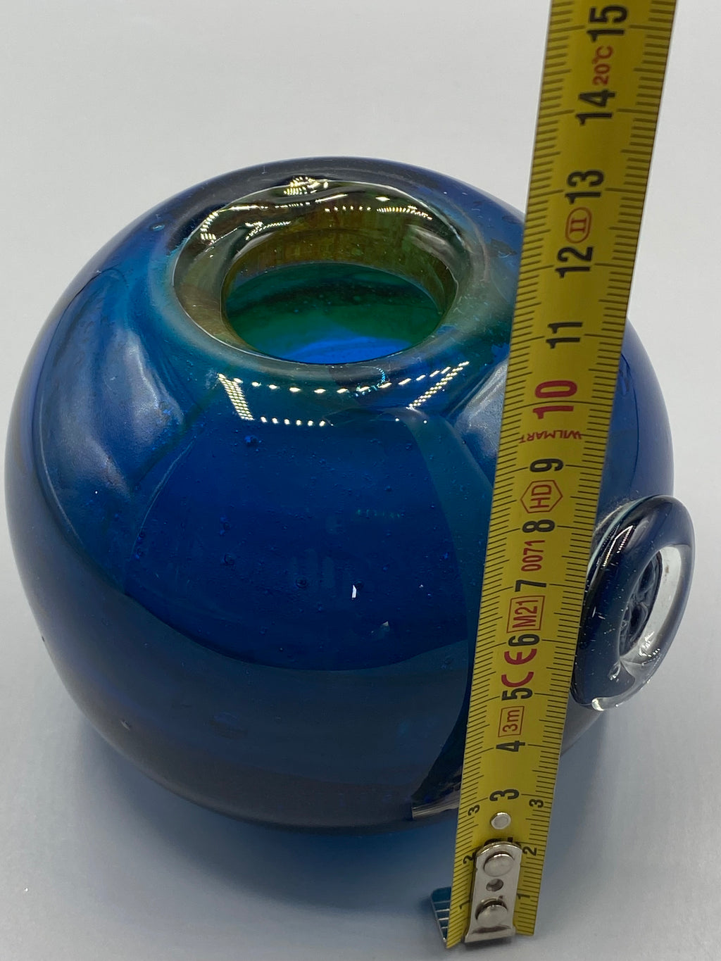 Soliflore Mdina Glass mesurant environ 11 cm de hauteur