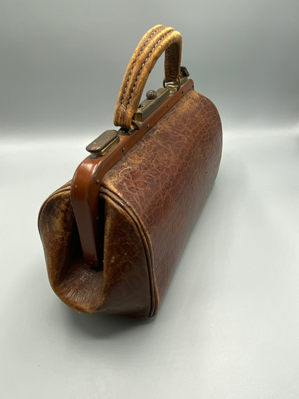 Ouverture de l’armature et mesure de la longueur du sac