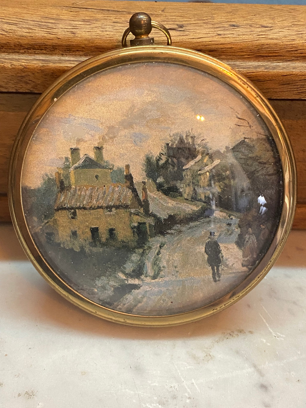 Mesure du diamètre de la miniature ronde Peter Bates