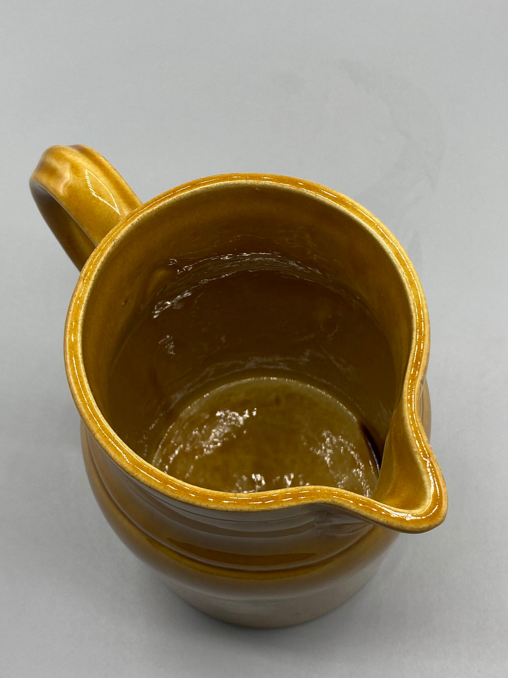 Mesure de la hauteur du pichet Digoin environ 21 cm