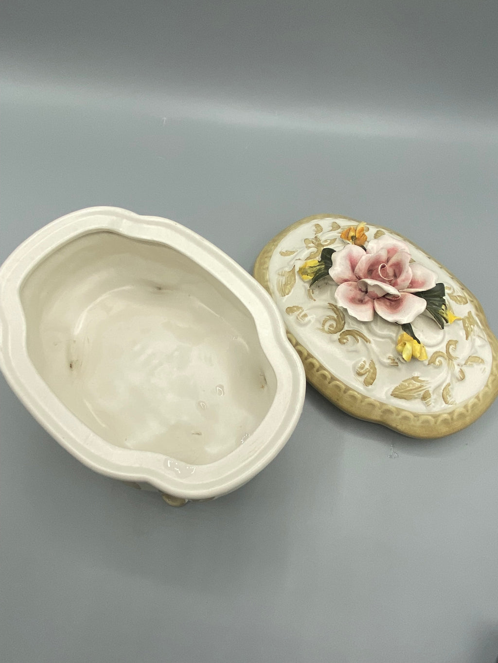 Mesure de la longueur de la biscuitière environ 20 cm