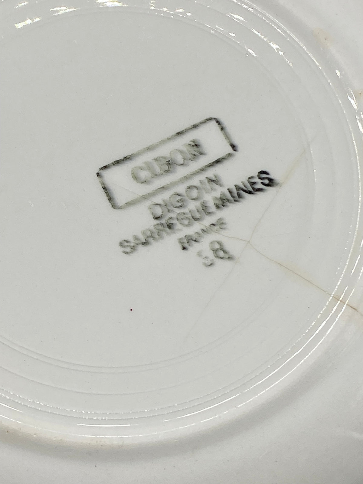 Mesure du diamètre de l'assiette creuse