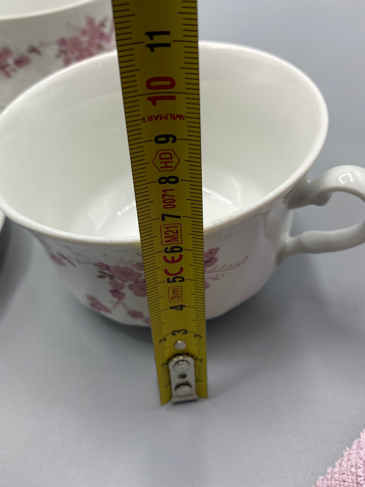 Mesure de l’ouverture de la tasse à déjeuner Winterling
