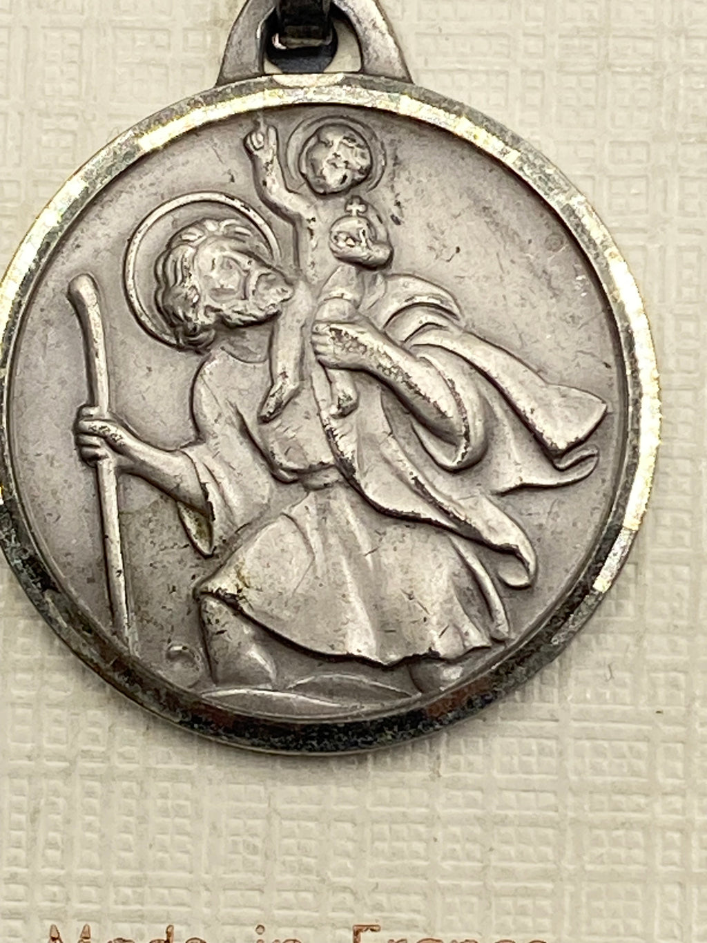 Médaille Saint Christophe en Alpacca argenté, détail