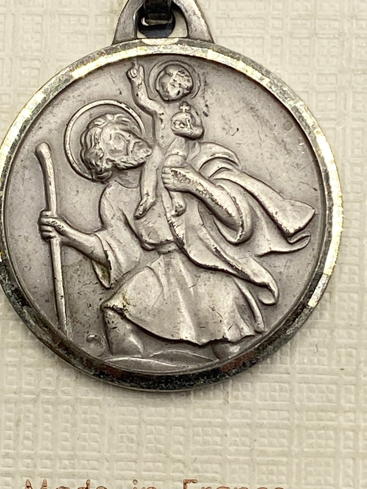 Médaille Saint Christophe en Alpacca argenté, détail