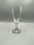 Grand verre à pied ancien transparent, coupe évasée et jambe à balustre