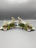 Paire de putti en porcelaine – XIXᵉ siècle – esprit victorien – état remarquable